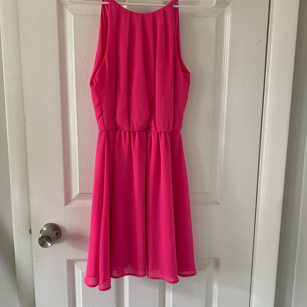 Pink party dress!